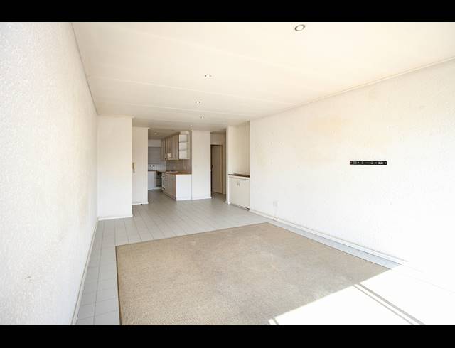 2 BEDROOM APARTMENT FOR SALE IN NORWOOD